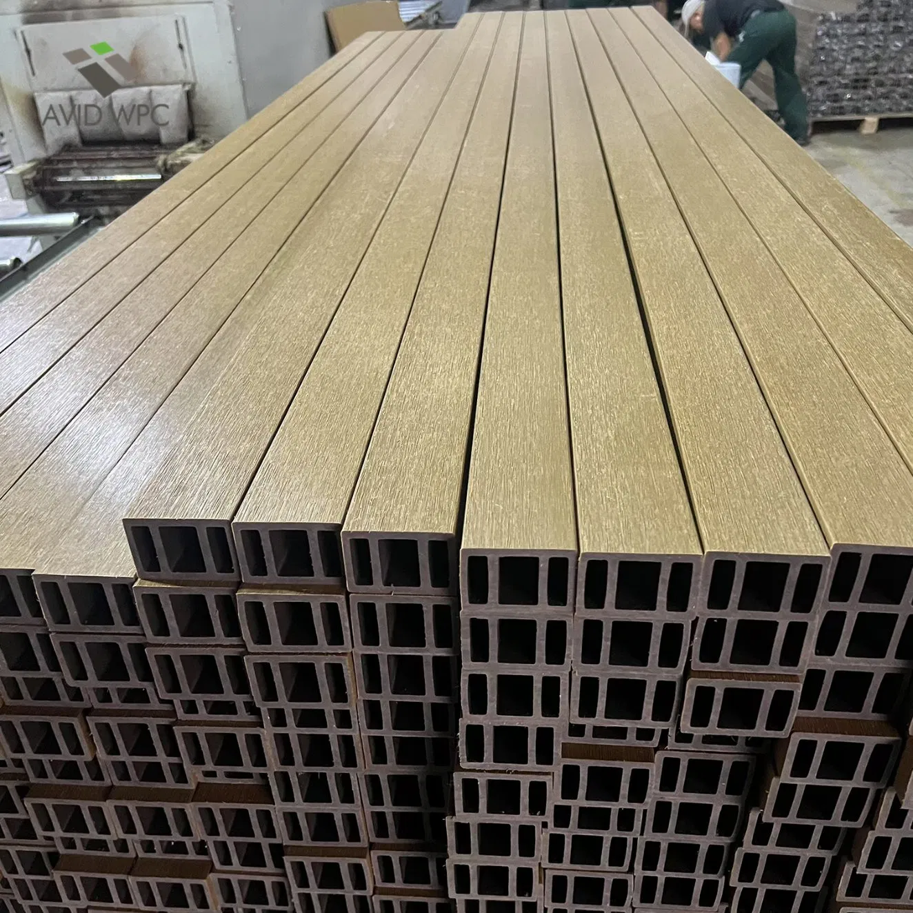 Outdoor Partition Square Pipe Decorative Waterproof Hollow Wooden Grain WPC Square Tube