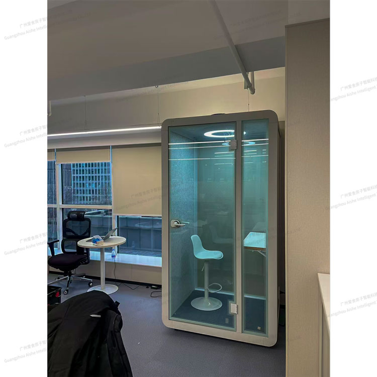 Mobile Soundproof Meeting Room with Glass and Sound-Absorbing Cotton for Corner Office Space