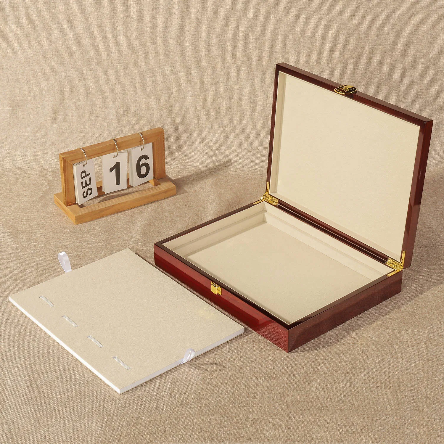 High-End Wooden Gift Luxury Storage Box Lacquered Wood Wooden Jewelry Gift Box Cufflinks Box