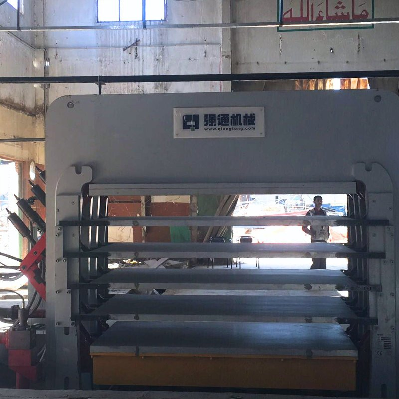 Durable Melamine Moulded Door Skin Hot Press Machine for Laminating Melamine Door Skin