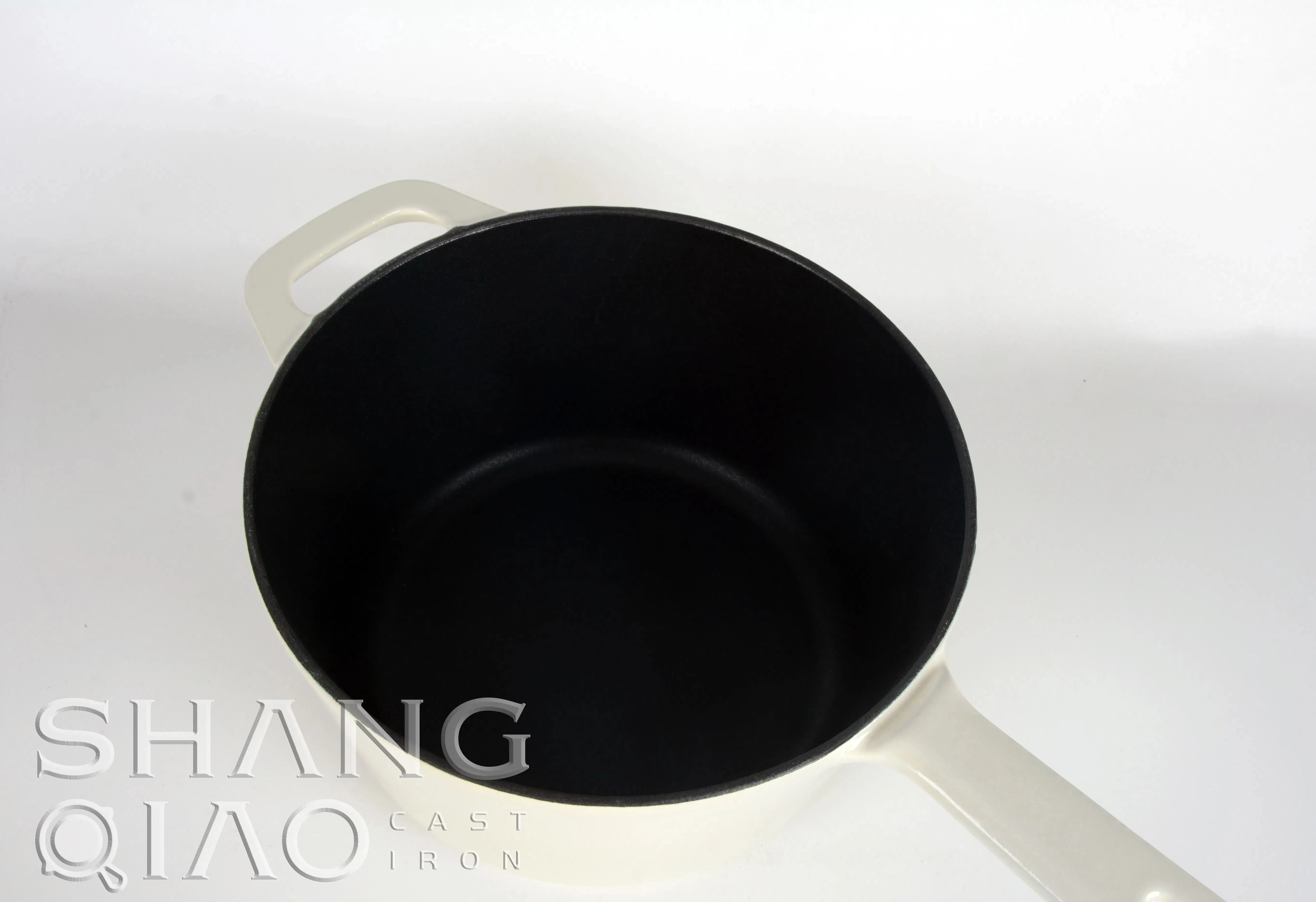OEM Cream Enamel Coating Cast Iron Milk Pot Flat Bottom Pot Cast Iron Milky White Baking Pot Enameled Cast Iron Saucepan