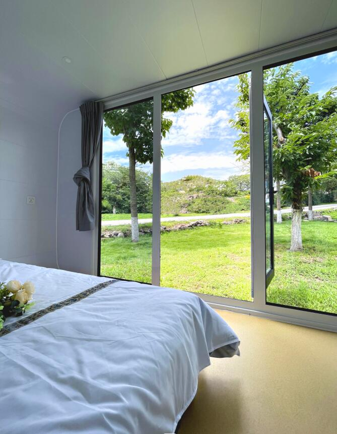 Suihe 4m-Bhigh Quality Garden Cabin Apple Pod with Modern Design Modular Outdoor Cabin House Living Container Homes