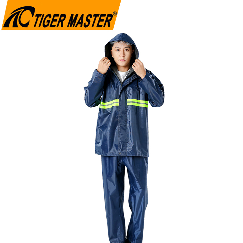 Two Pieces Hooded Custom Logo Rainsuit Oxford Fabric PVC Coating Waterproof High Visibility Reflective Raincoat