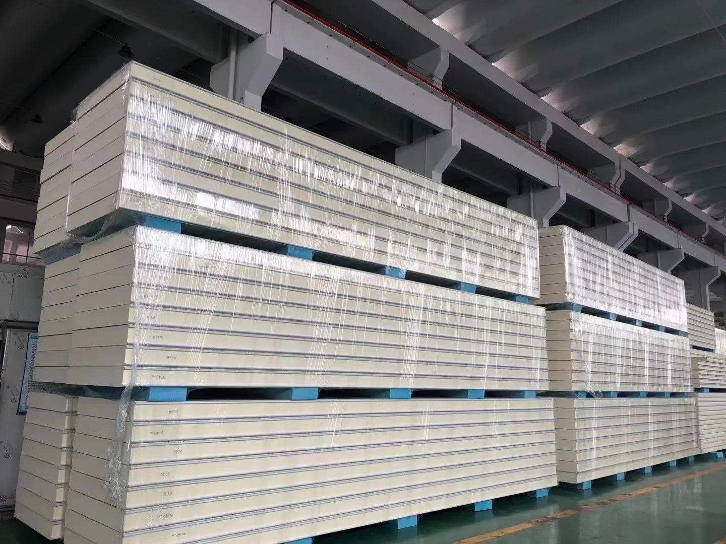 High Quality Fireproof Metal Sandwich Panels 50mm 40mm 75mm 100mm EPS Wall Rock Wool PU Roof Panels