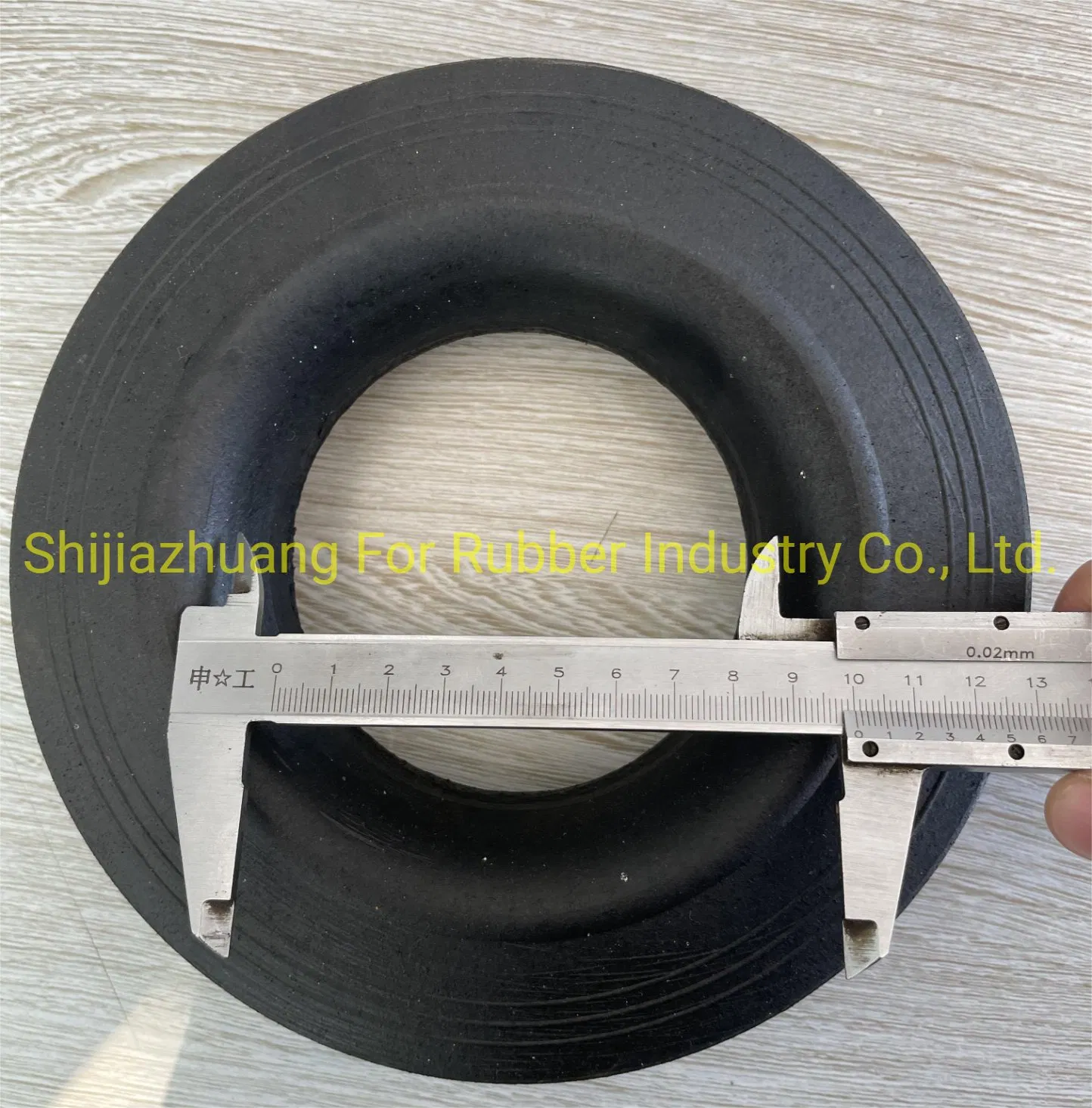 Rubbish Bin Solid Rubber Wheel (outer diameter 185mm, thickness 46.5mm, weight 1kg)