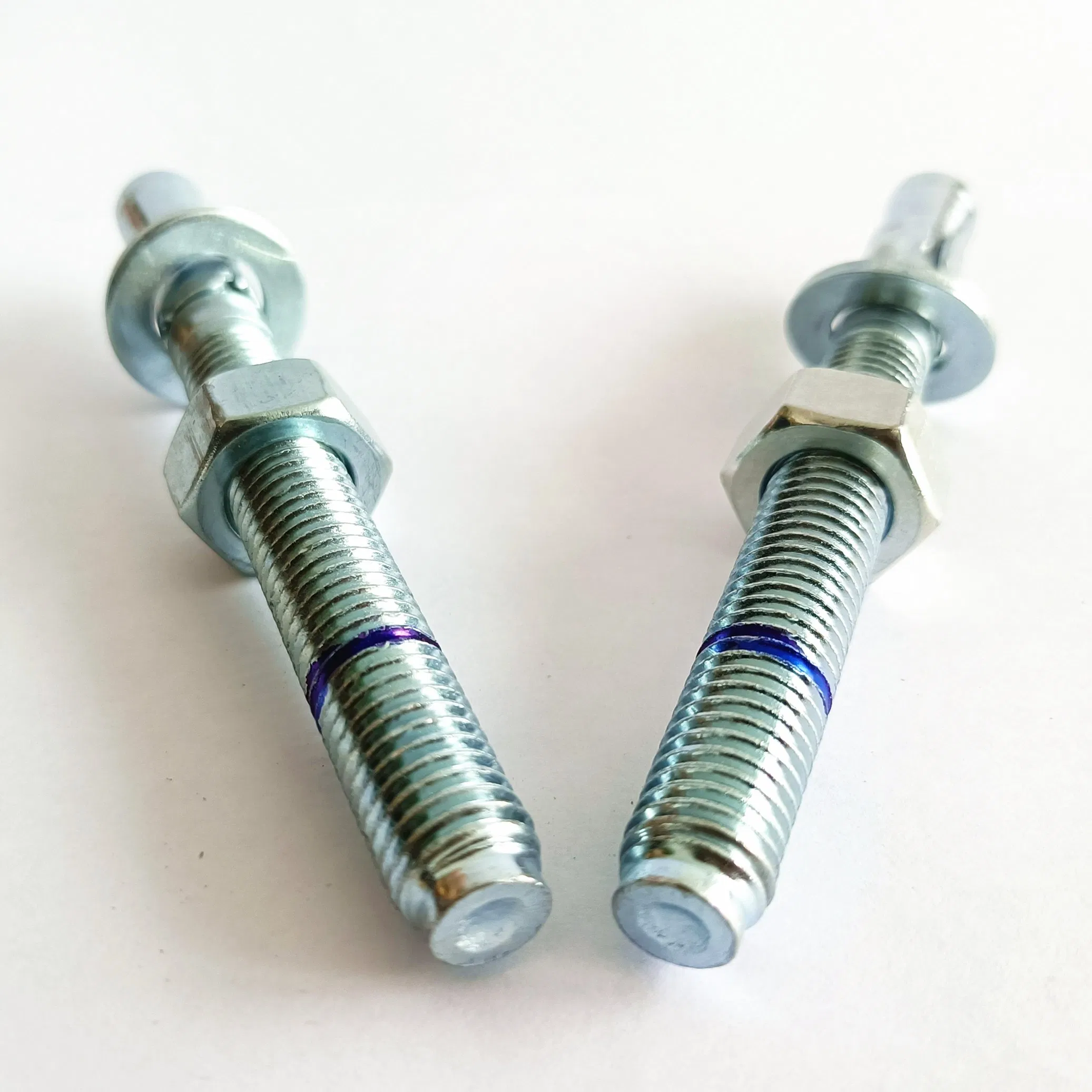 Анкер клиновой M10 оцинкованный синий для бетона