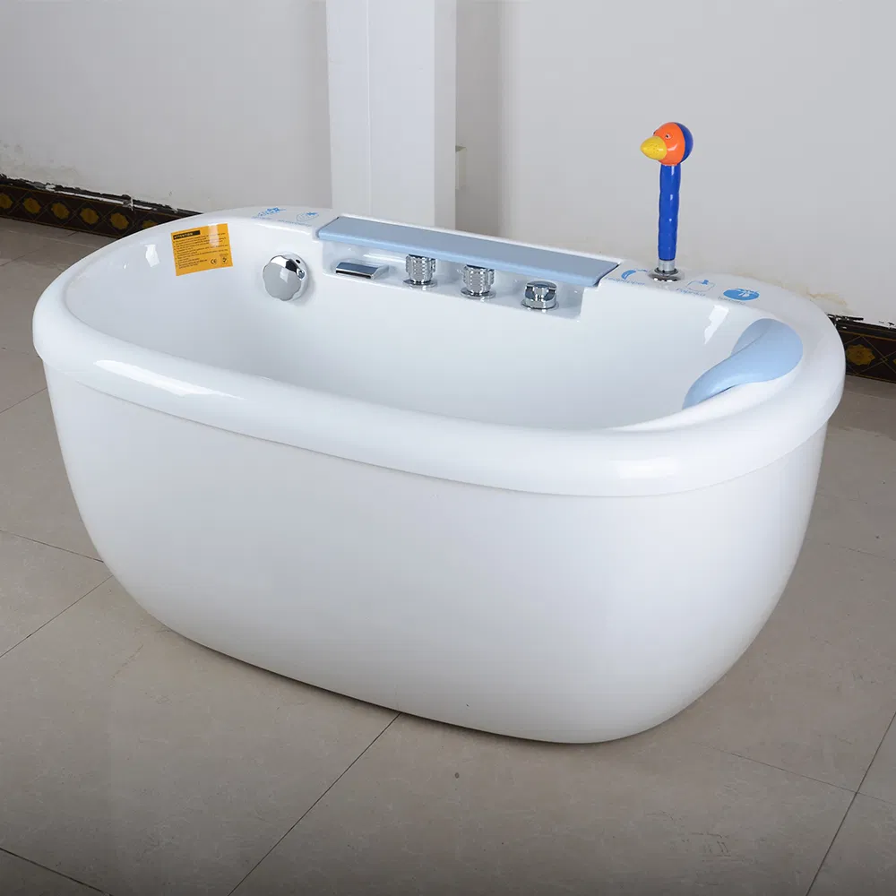 Детская ванночка из акрила с душем, белая