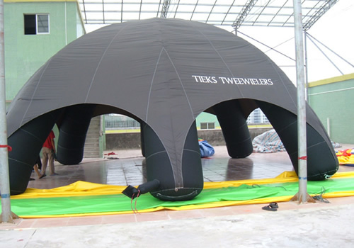 2023 New Fashion Outdoor Inflatable Dome Tent