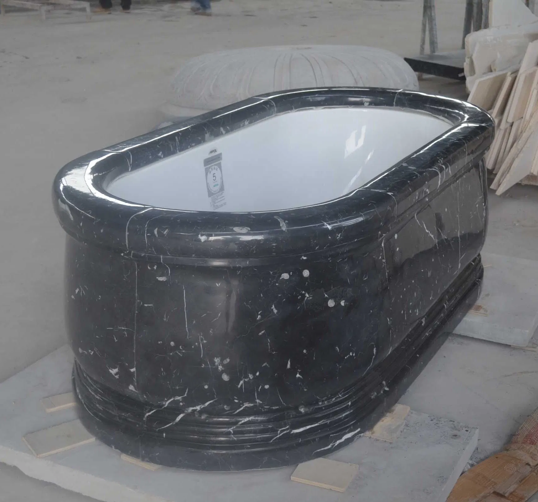 High Quality Hotel Decor Freestanding Black Marble Bathroom Bathtub Simply Style Home Furniture (SYBT-008)