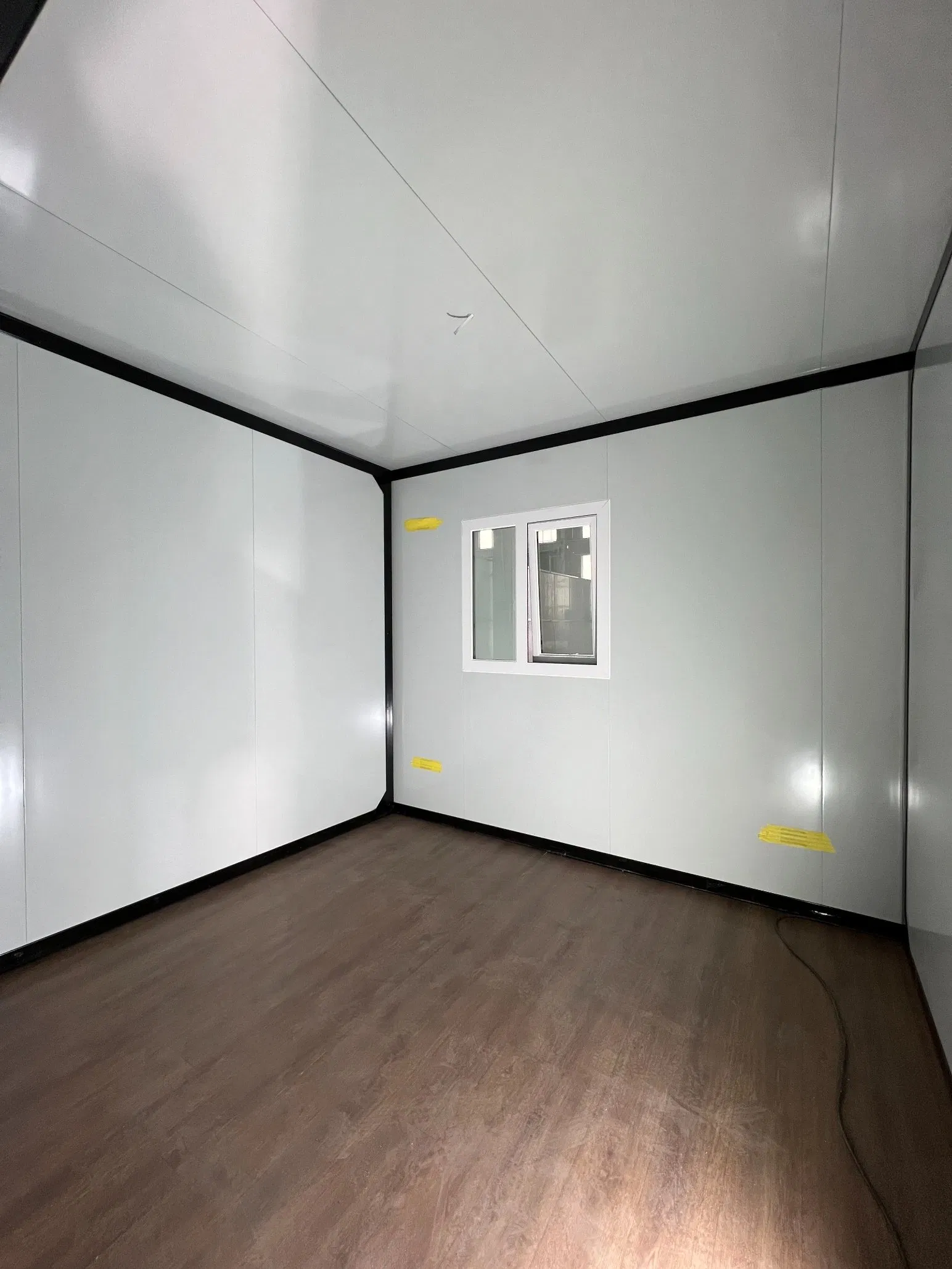 Direct Sale 20FT Durable Construction Customizable Expandable Residential Container Home Container House