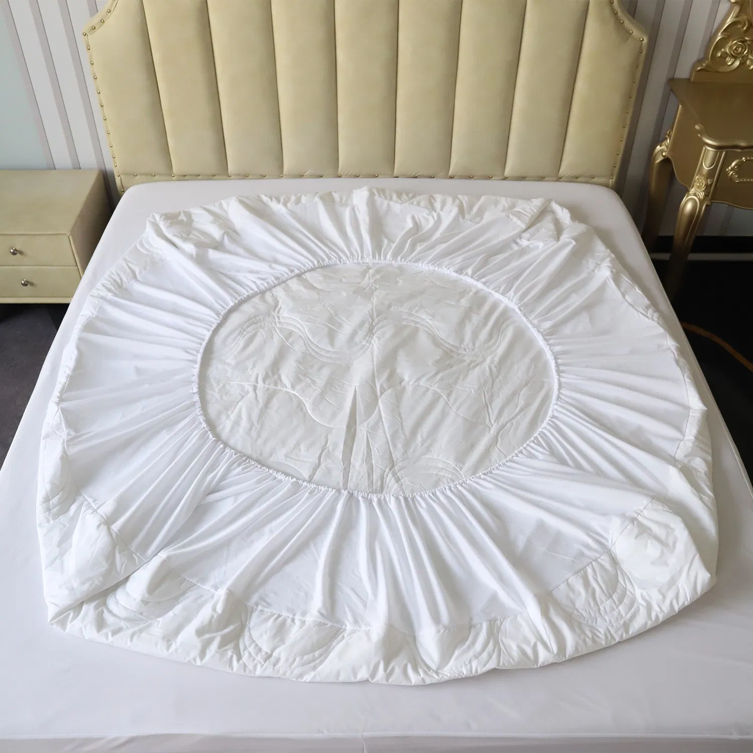 Quilted Waterproof Woven Mattress Protector with Extra Deep Fitted Sheet