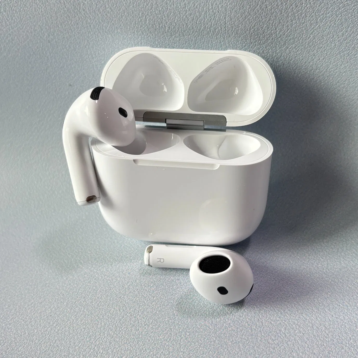 Top 1 Air 4 Wireless Bluetooth Earphones in Ear Space Audio Active Noise Reduction Anc Space Audio HD Call Long Battery Life Headphone