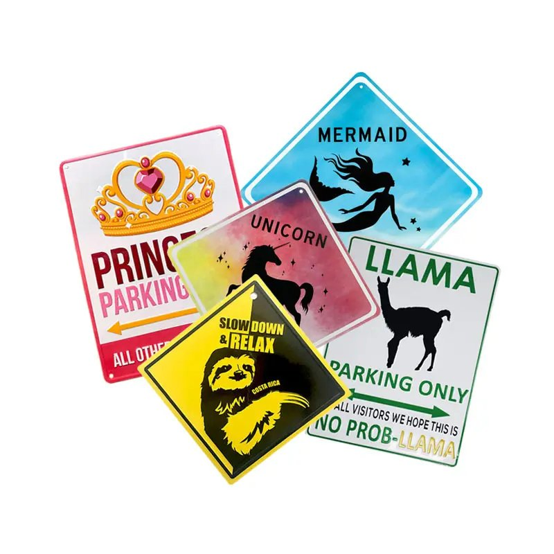 Декоративная металлическая табличка в винтажном стиле