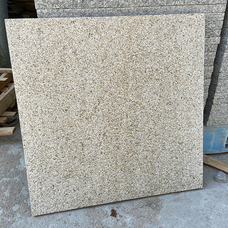 Rusty Yellow/Natural Beige/Sunset Gold G682 Granite Tiles for Paving, Wall Cladding/Panels/Pavers/Landscaping/Garden Decoration/Villa/Floor Price