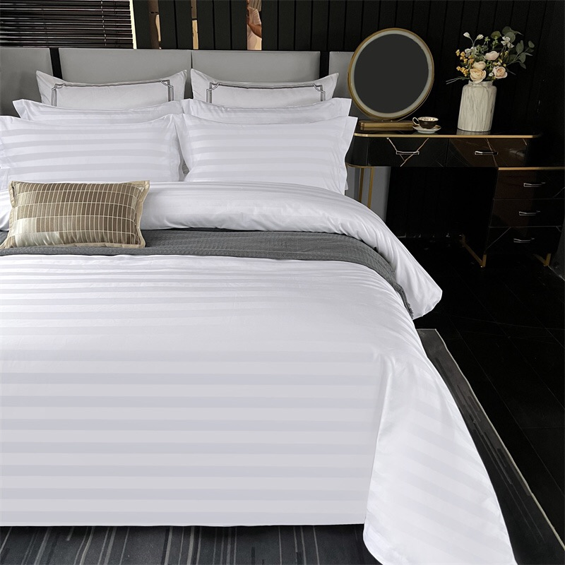 Hotel Striped Comforter Quilt Duvet Cover Bed Sheets King Brushed Microfiber Polyester 4 Pieces White Bedding Set with 1 Fitted/Flat Sheet Double Pillowcases