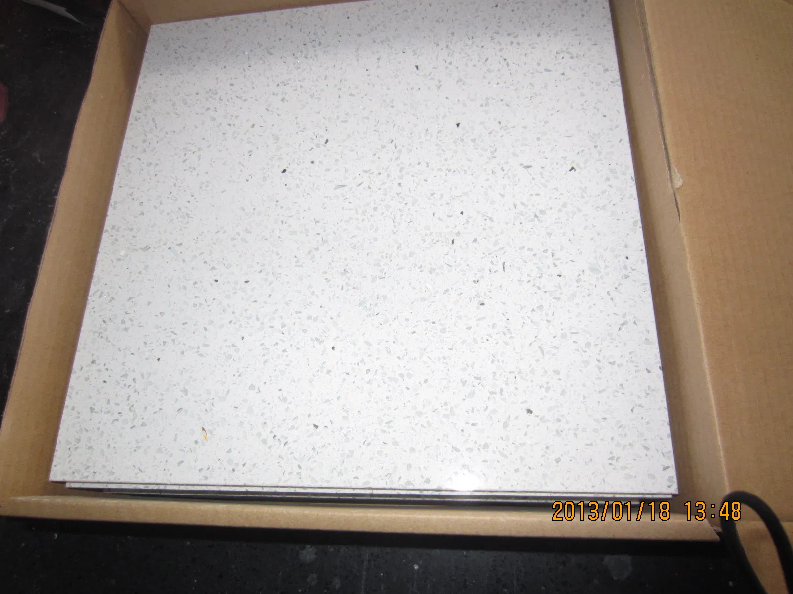 Premium White Quartz Countertop for Elegant Kitchen Designs