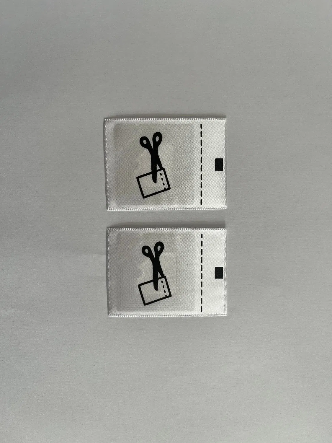 Garment Anti-Theft EAS Woven Labels Textile Rretail Alarming Security Chip Label for Clothes