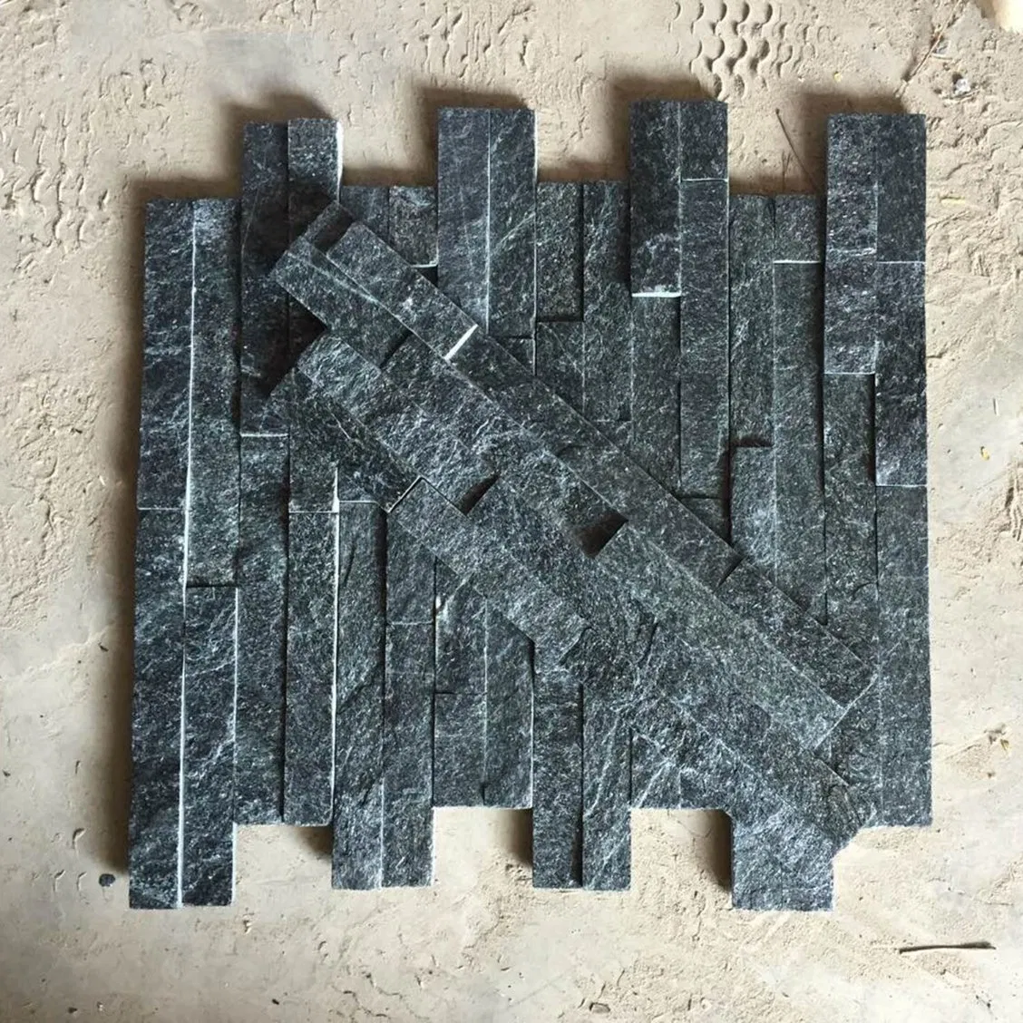 Wholesale Z Type Black Grey Quartize Stacked Stone Cultured Stone on House