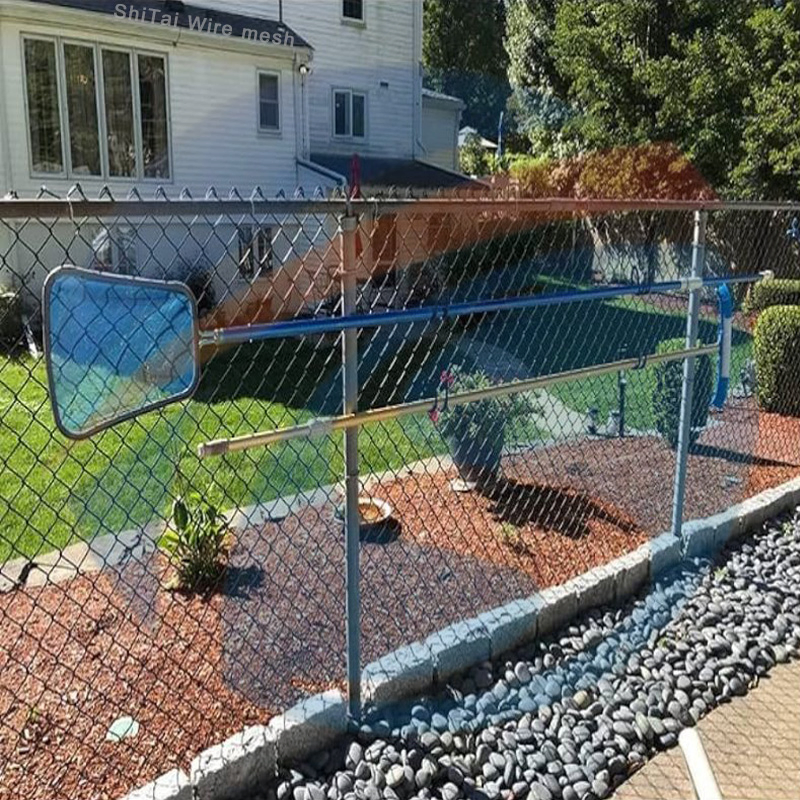 PVC Coated Chain Link Fence for Sports Ground