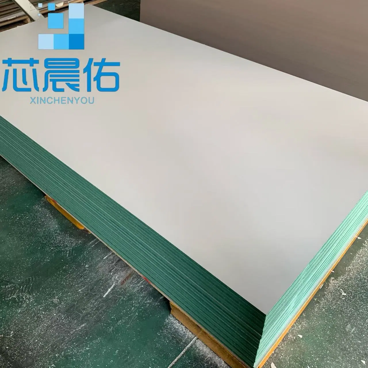 17mm Silver Grey Matt Melamine Moisture Resistant MDF Board