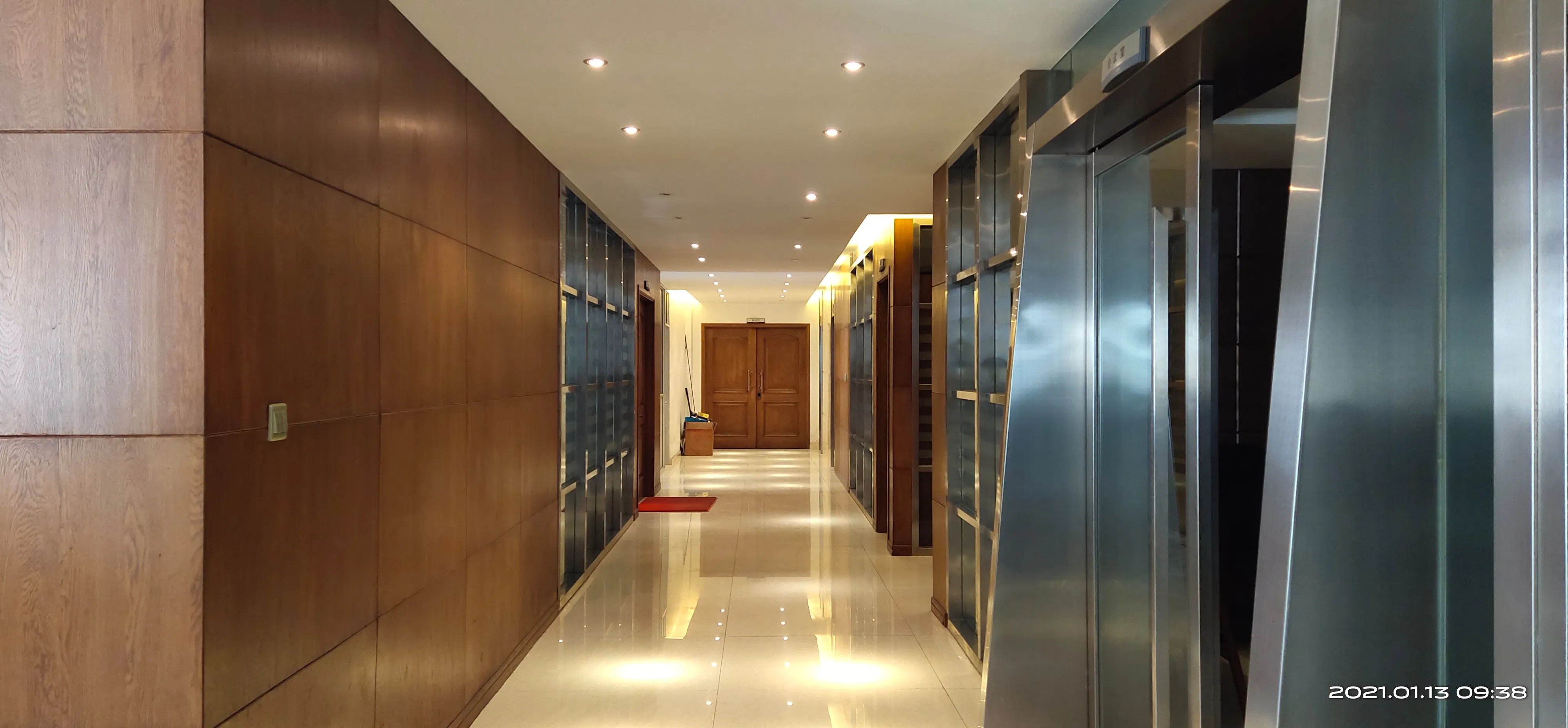 Набор для покраски: валики, кисть, малярный скотч, лоток