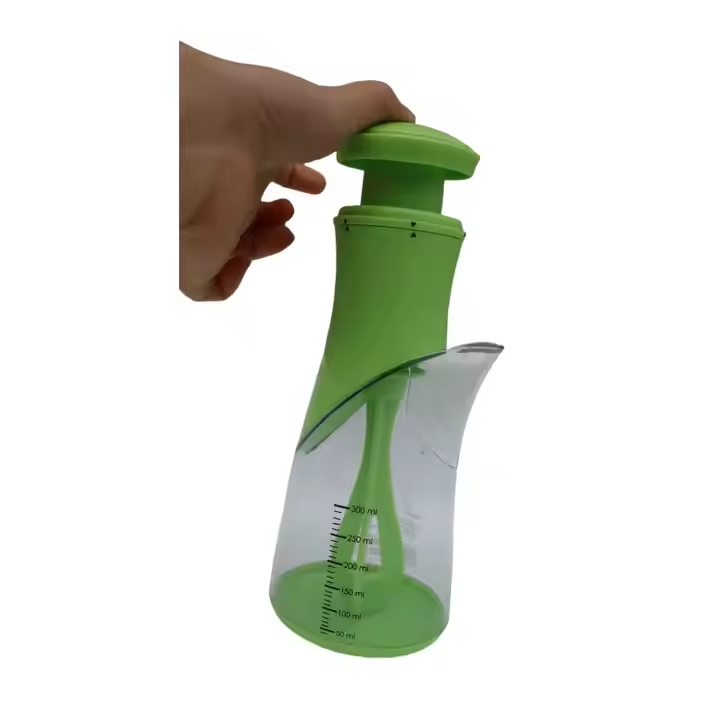 Customized Color Salad Dressing Mixer Plastic Salad Dressing Shaker Bottle