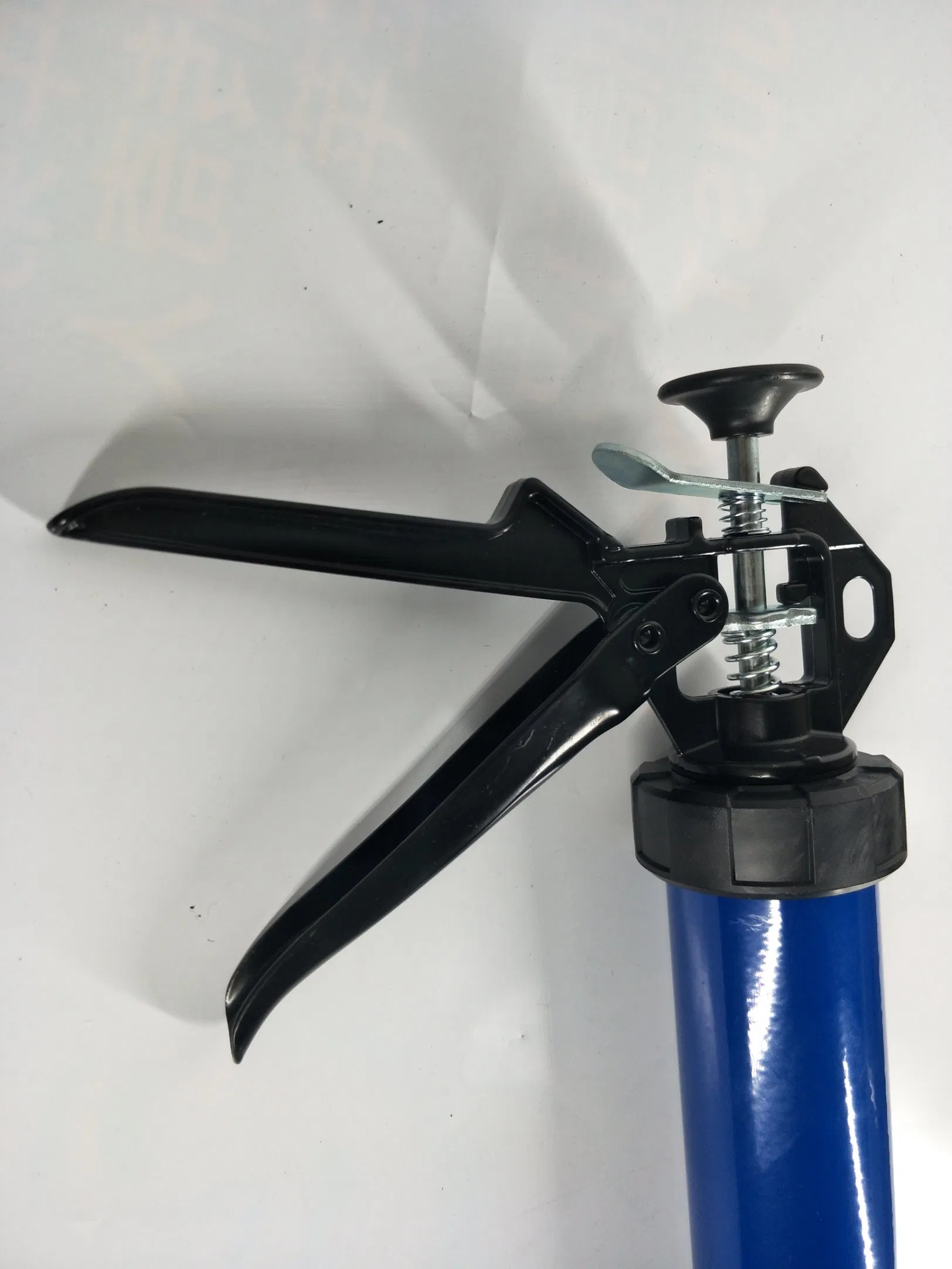High Standard Drip Free Smooth Caulking Gun Made in China
