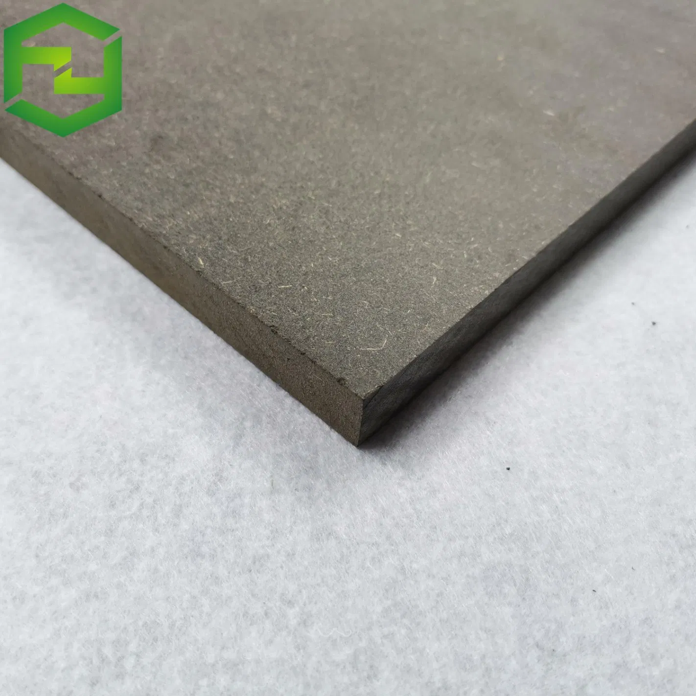 8mm E1 Moisture Resistant Medium Density Plank Moisture-Proof MDF