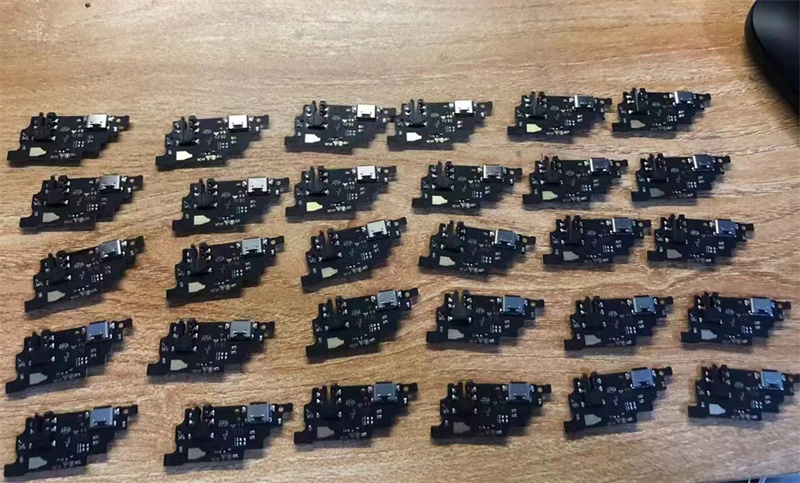 Шлейф зарядного порта ZTE V30 (оригинальный)