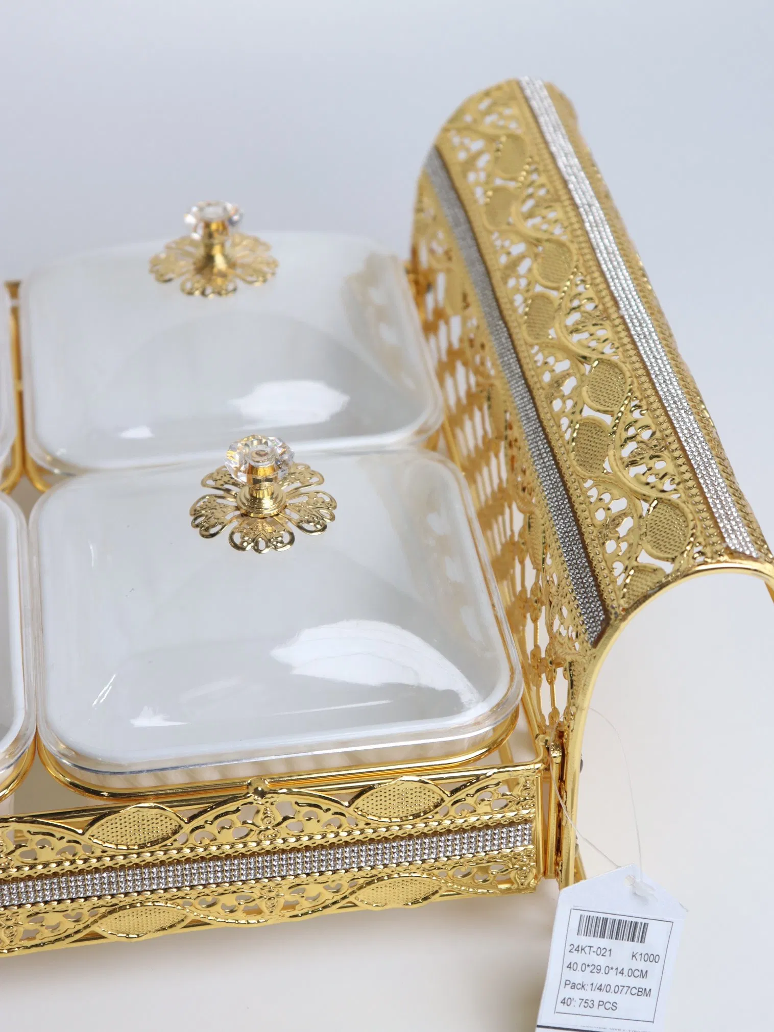 Home and Kitchen Supplies Gold-Plated Iron Frame with 4 Plastic Set