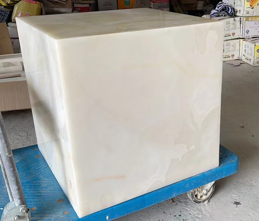 Home Furniture Natural Pink White Green Onyx Cube Small Side Table Plinth Cafe Table