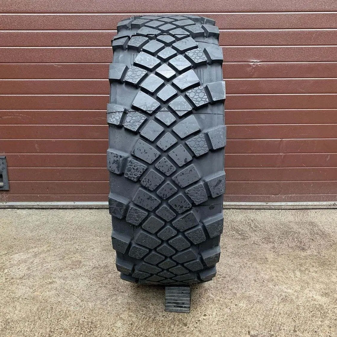 Шина промышленная OTR для карьерной техники Chaoyang 315/80R22.5 425/85R21 CS100