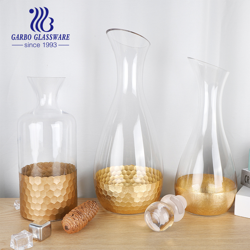 Luxury High End Golden Decal Wine Decanter Glass Bottle Whiskey Wine Dispenser