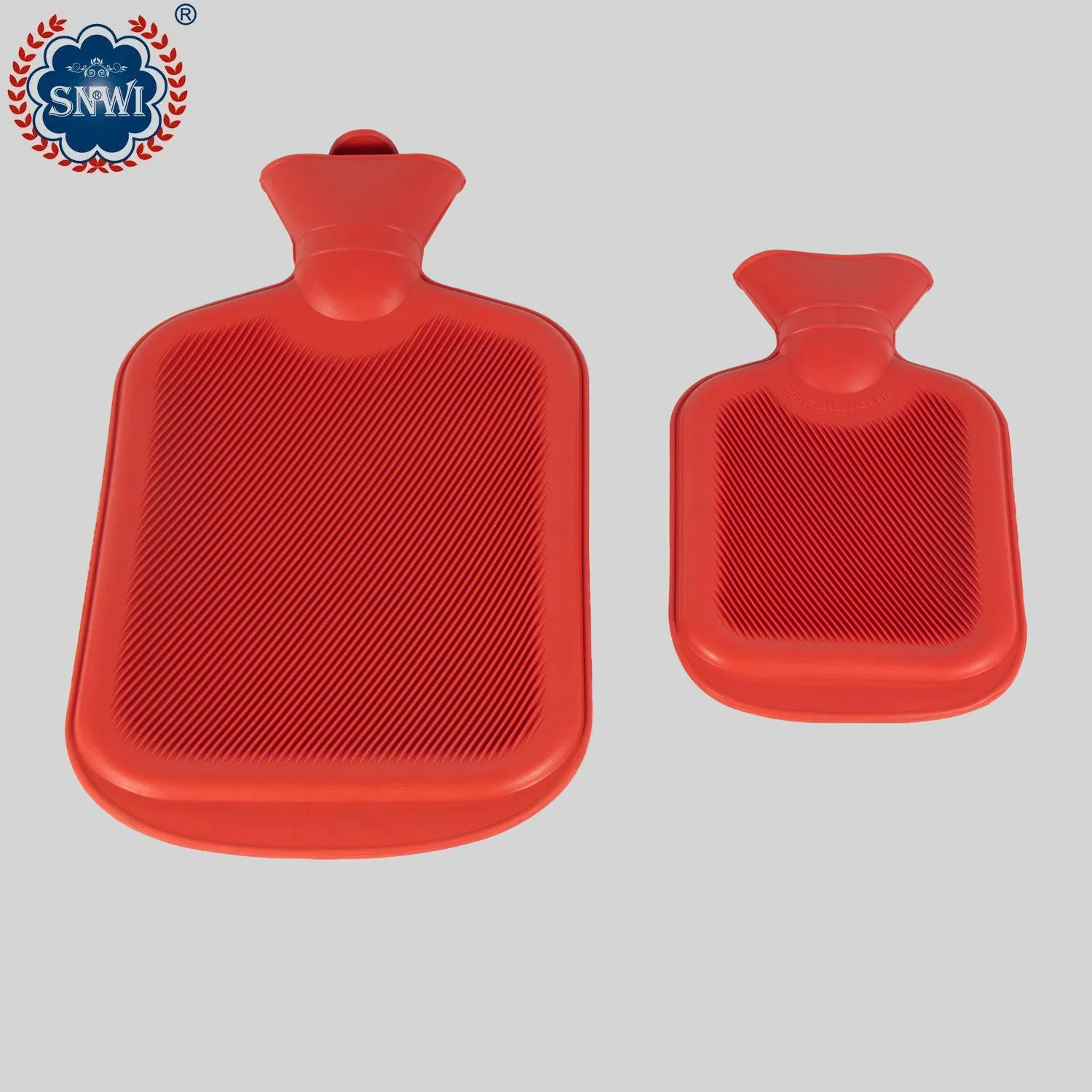 Wholesale High Quality Mini Rubber Hot Water Bottle Bag with Fleece Cover