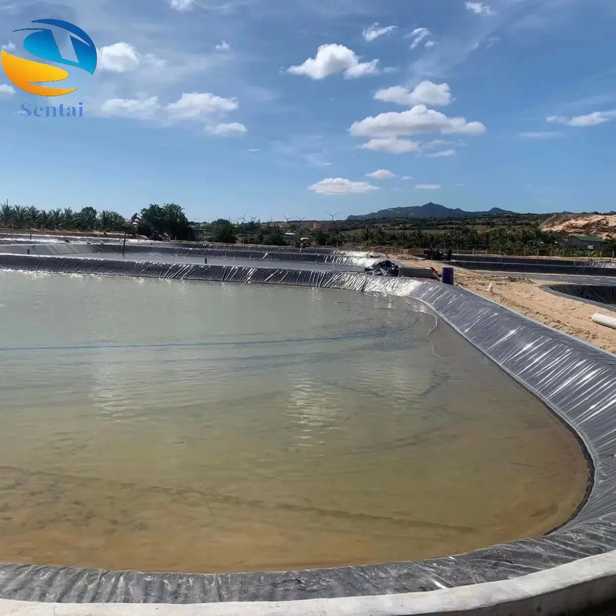 1mm 1.5mm Black HDPE Geomembrane Anti-Seepage Liner for Regulating Pool of Landfill Tailings Pond Artificial Lake and River Embankment Slope Protection