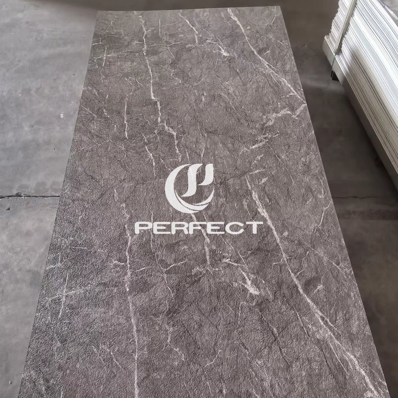 White High-Quality 1220*2440 mm Waterproof, Moisture-Proof, Fireproofing, Easy-to-Clean UV/PVC Marble Sheet, Suitable for Bathroom Use.