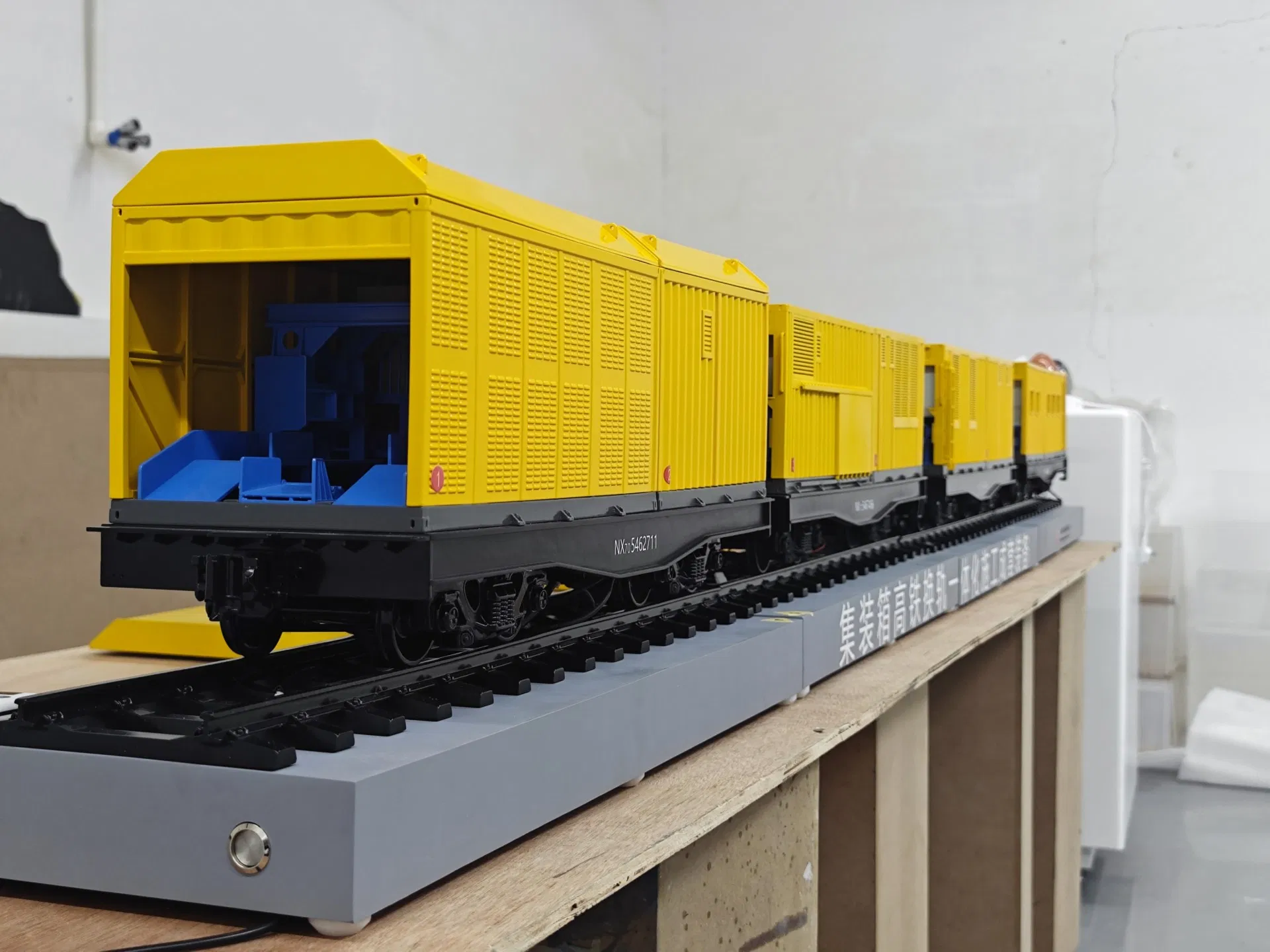 Making Exclusive Equipment Models for Professional Office Exhibitions and Collections