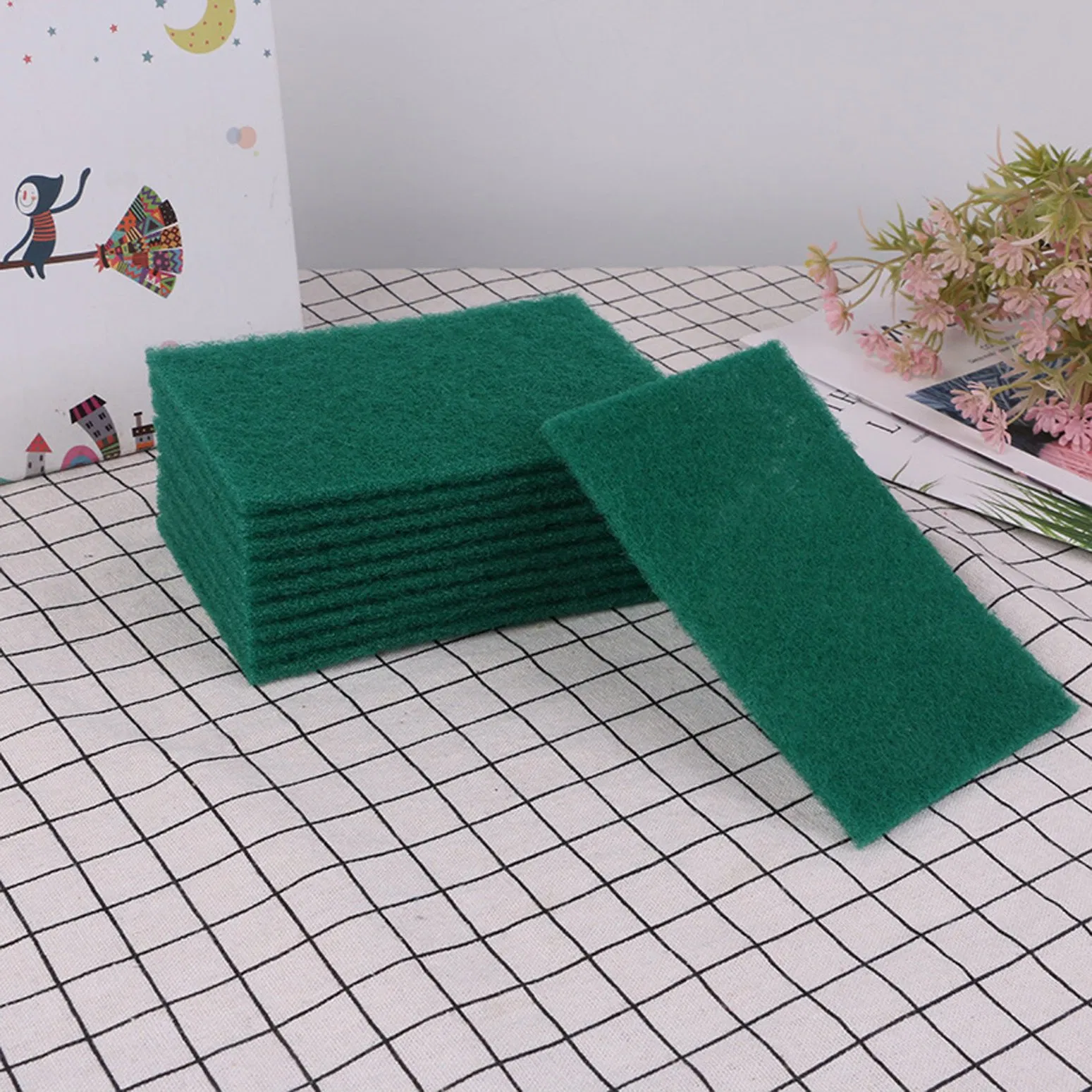Kitchen and Dish Cleaning Heavy Duty Scour 10 Pads Green Non-Scratch Scour Pads