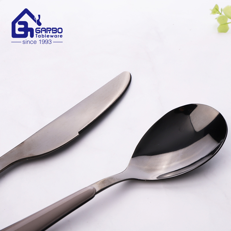 Hot Sale High-End Handmade Black Stainless Steel Polishing Flatware Set Tableware Set Electronic-Plating Knife Fork Spoon Light with Classical Plastic Handle