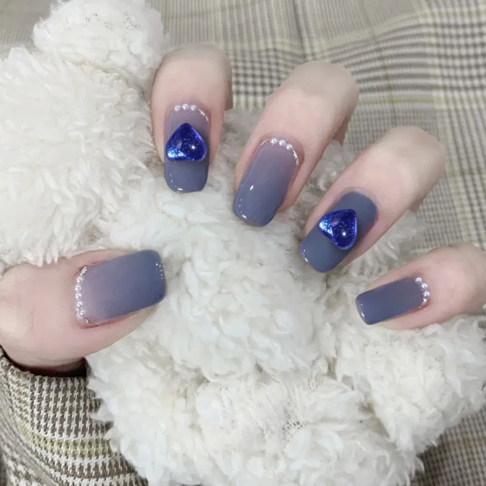 2024 New Material of Love Shaped Nail Decoration