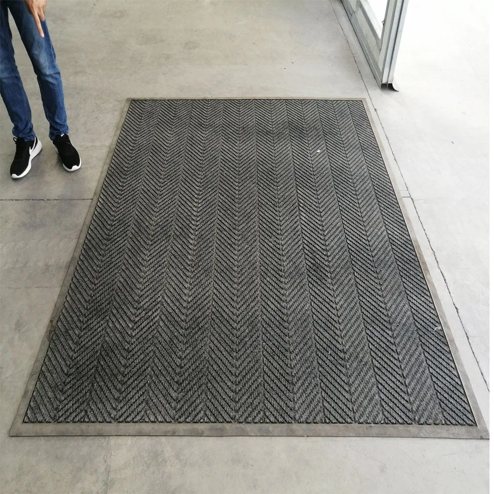 Good Quality Modern Design Carpet Kitchen Rubber Non Slip Logo Mat