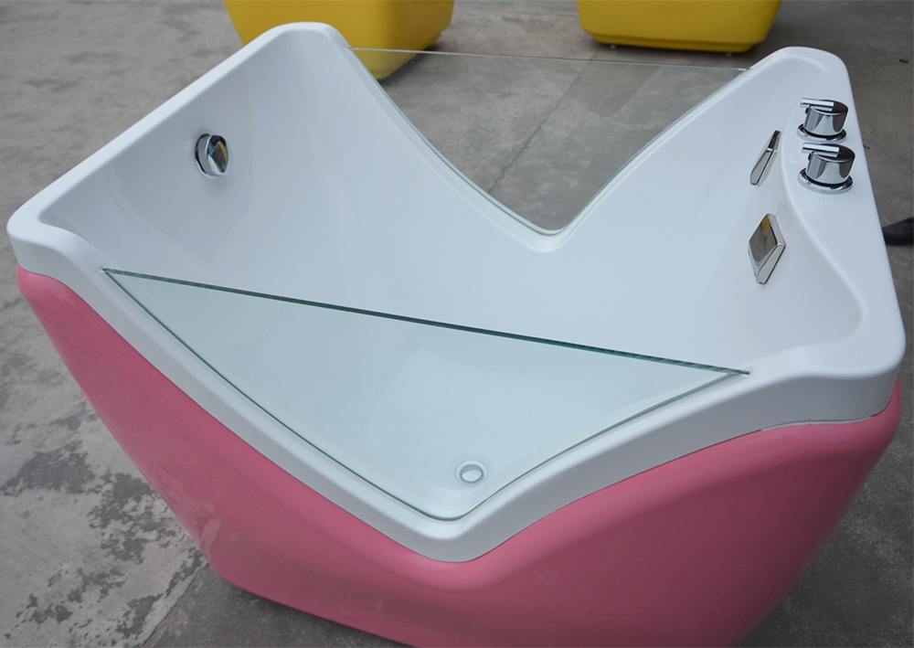 Indoor Small Pink Baby Bath Tub with Air Bubble Function