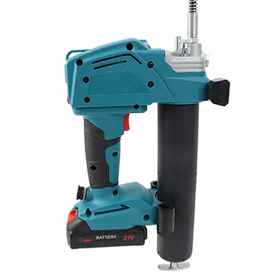 Аккумуляторная маслёнка для тяжёлой техники