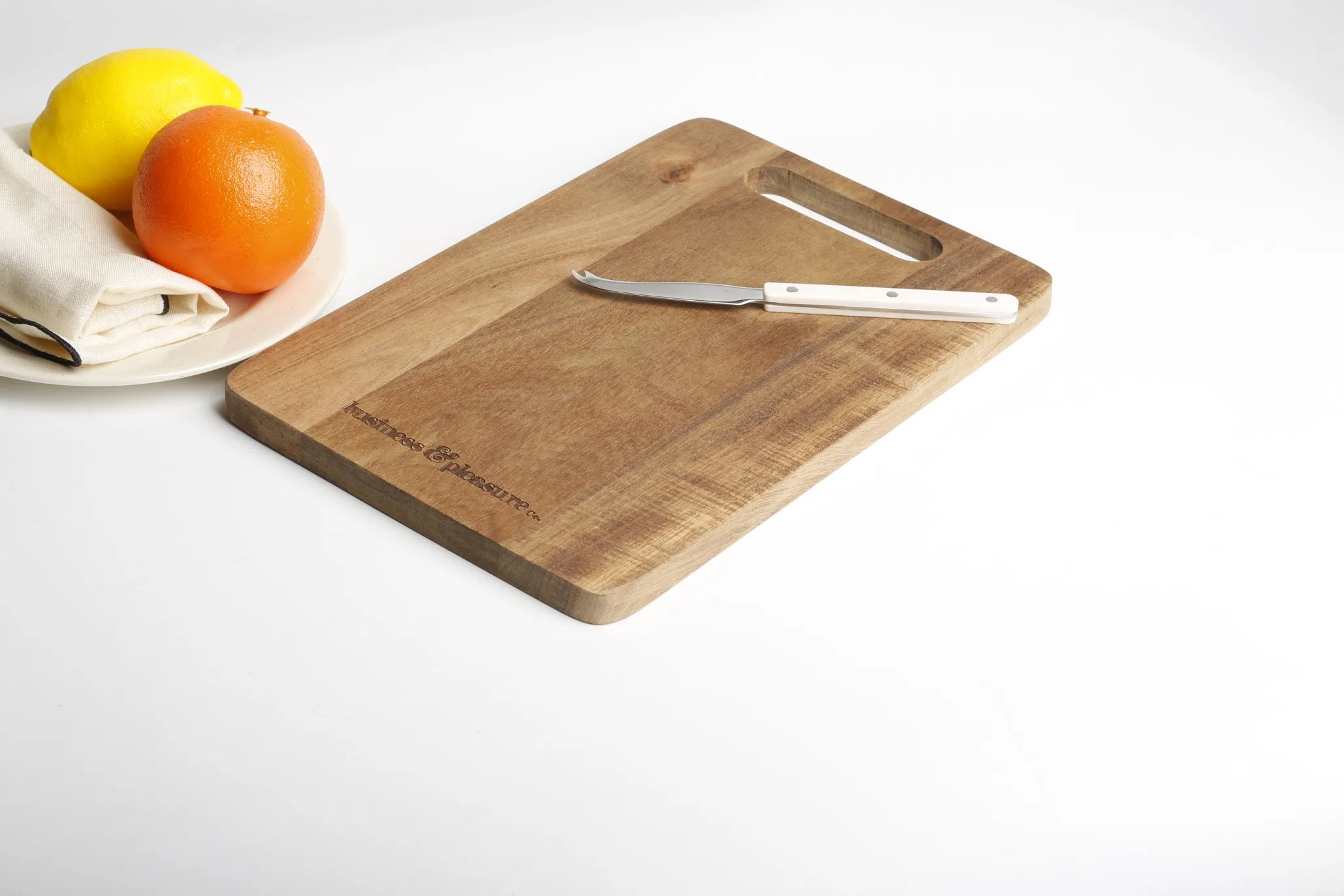 Разделочная доска из акации для пикника