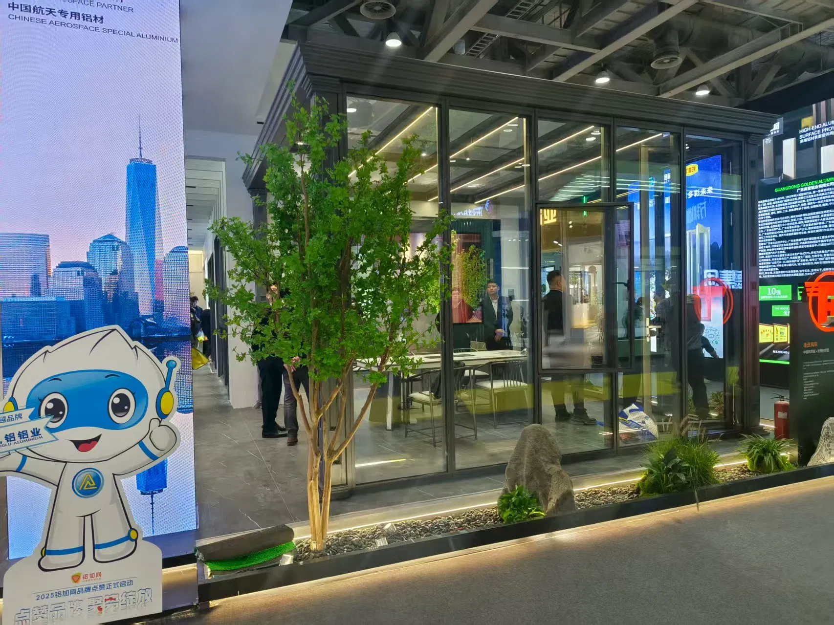 Premium Noise-Reducing Casement Window with Double-Layer Tempered Glass