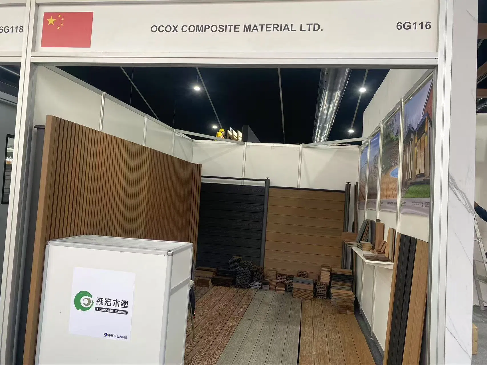 WPC Board Anti-UV Flooring Co-Extrusion 3D Embossed Exterior Composite Fence Material Composite Anthracite Fencing Decking Flooring