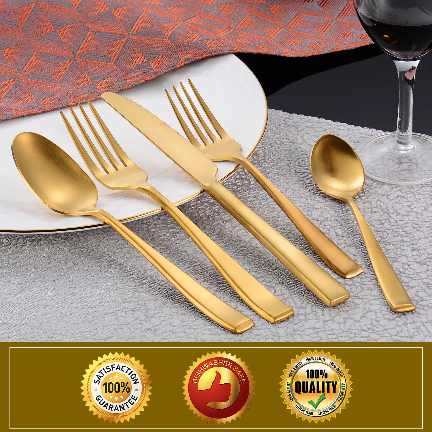 Shinng Gold Colour Flatware Set for Wedding Event Rental