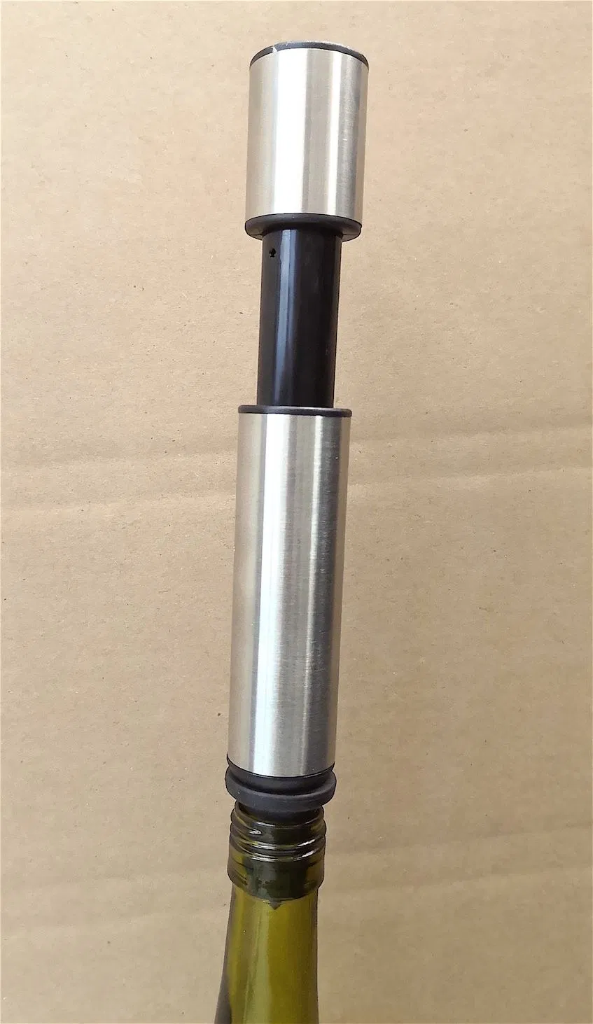 Wine Pump Vacuum Pump with 4 Vacuum Wine Stopper Mini Pump Vacuum