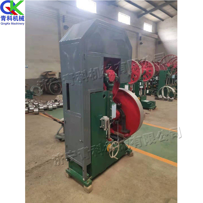 Станок ленточнопильный автоматический по дереву