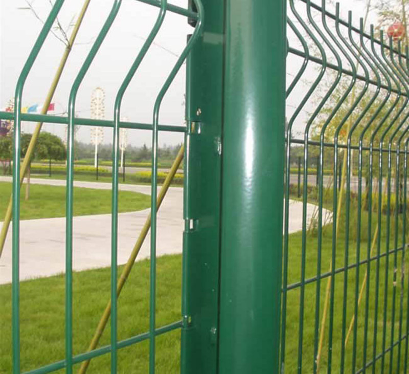 Galvanized Outdoor Perimeter 3D Fence Curved Welded Mesh Weaved Security Fence Metal Iron PVC Coated Secured Wire Garden V Triangle Bending Panel Fence
